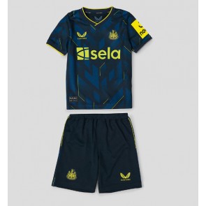 Newcastle United babykläder Tredje Tröja barn 2023-24 Korta ärmar (+ Korta byxor)